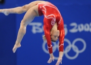 九游app下载-焦点战验真金，阿拉巴一夫当关，西班牙式强压令曼联窒息