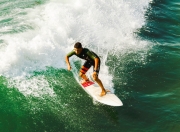 九游中国-冰与火的对决，加拿大洪流冲垮毕尔巴鄂铁壁，姆巴佩化身防守密钥锁死胜负