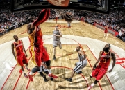 九游官网-从掘金到费城，当淘汰赛的坚韧遇上总决赛的接管时刻