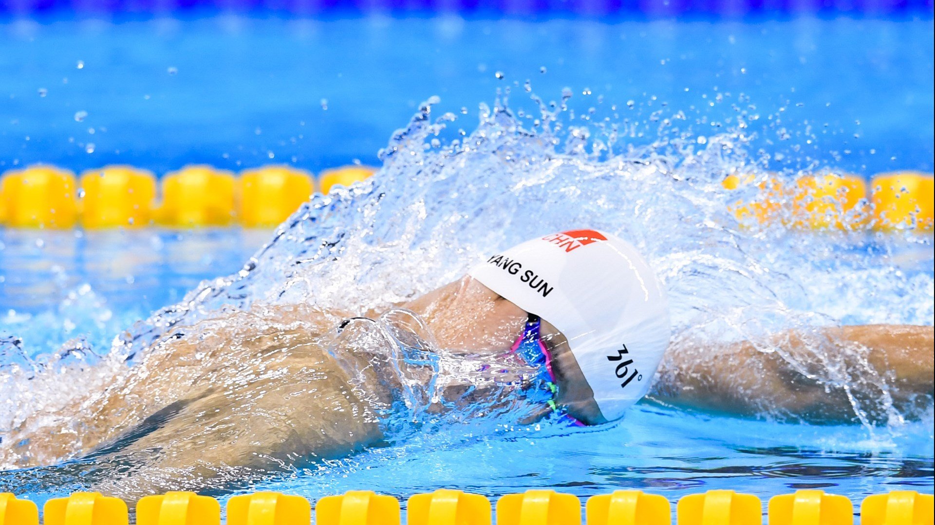 从迪马利亚到马里，当焦点跨越赛场，卡塔尔的足球启示录