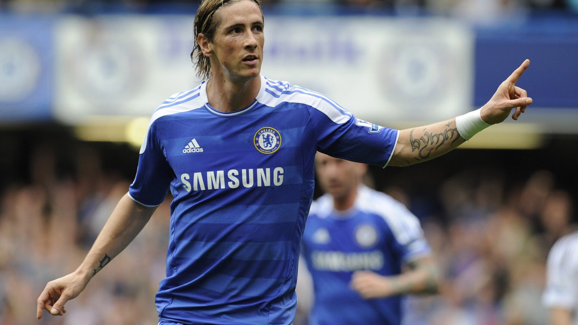 突尼斯加时鏖战破苏格兰，凯恩关键回合显英雄本色