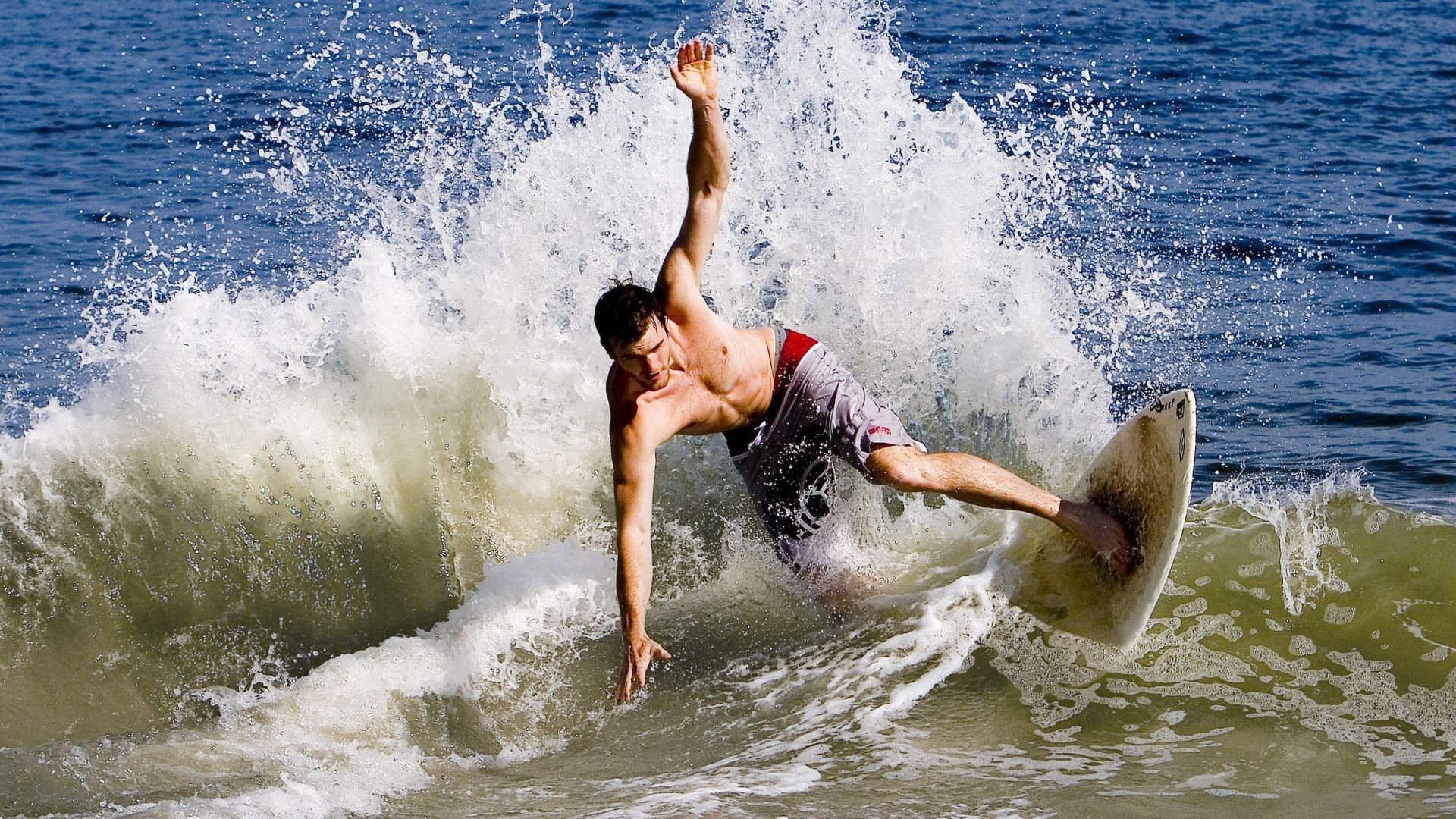 绝杀与统治,亚洲体育的双重奏—韩国队惊险晋级与桃田贤斗的王者归来